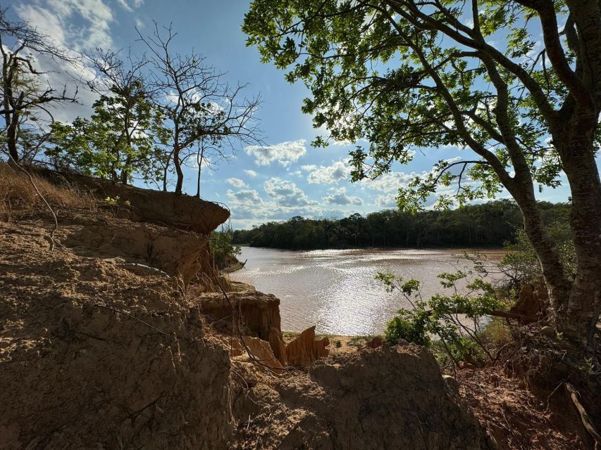 4- Hour Hiking Tour in Two Different Tropical Worlds - Booking Information