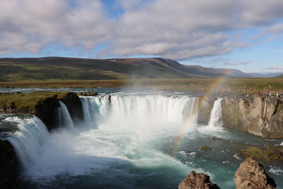 Akureyri: Day Trip to Goðafoss, Lake Mývatn & Nature Baths - Cultural Insights From Guides
