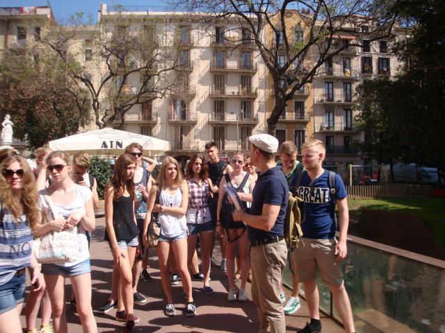 Barcelona: Art Nouveau & Gaudí Tour - Gaudis Lost Plans