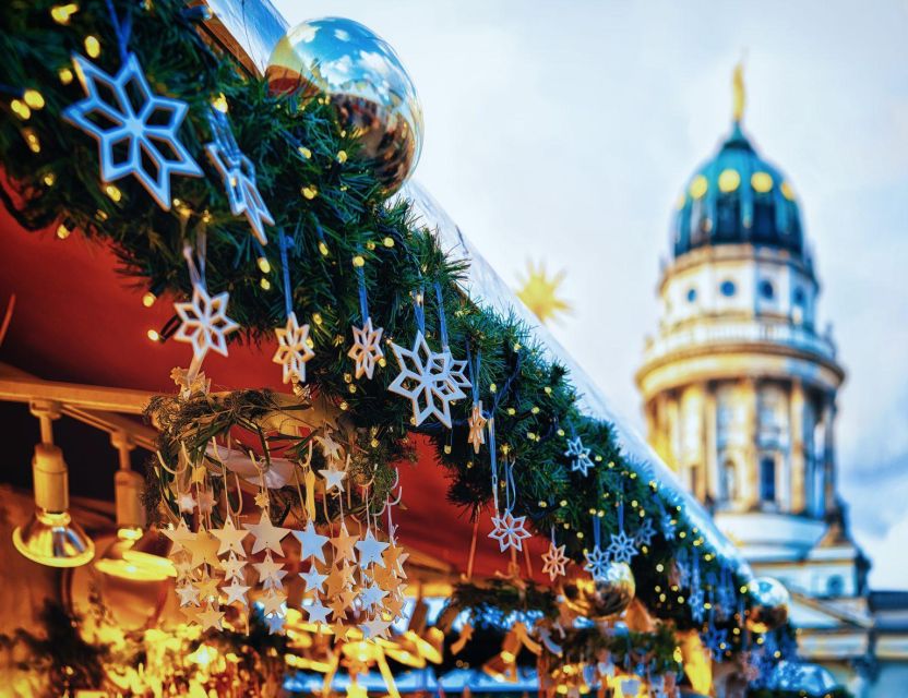 Berlin Christmas Magic: Enchanting Holiday Tour & Traditions - Reichstag Building