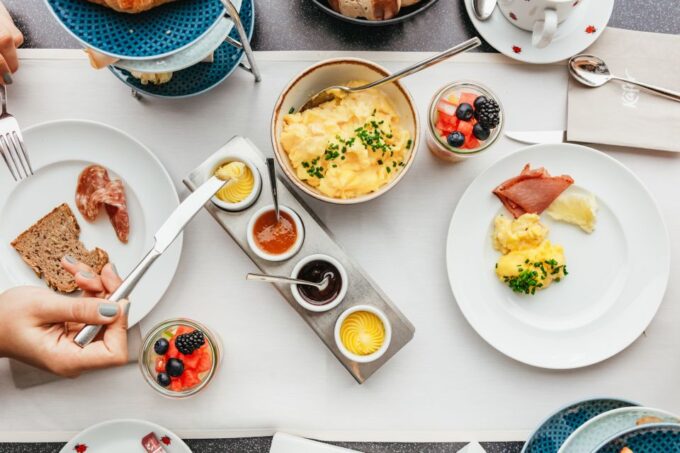 Berlin: Rooftop Breakfast at Käfer Restaurant Reichstag - Tips for a Great Visit