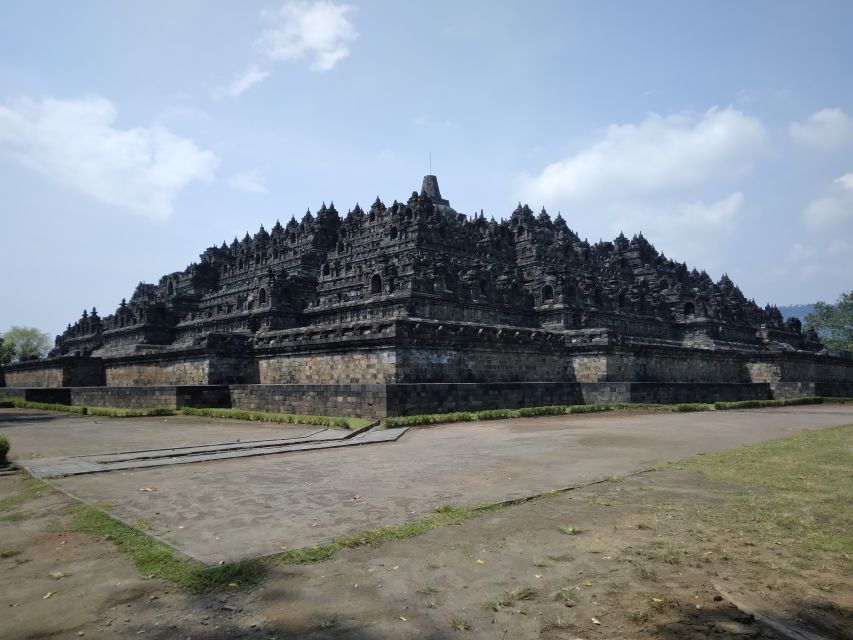 Borobudur Temple & Rice Terrace Walking to Selogriyo Temple - Important Recommendations