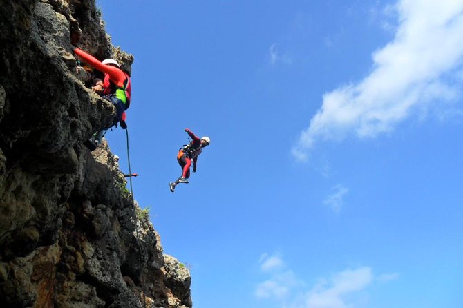 Coasteering at Portinho Da Arrábida - Safety Precautions