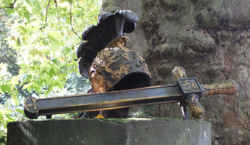 Cologne: Melaten Cemetery Life, Love and Death Tour - Booking Your Tour