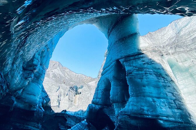 Crystal Blue Ice Cave - Super Jeep From Jökulsárlón Glacier Lagoon - Departure and Return Location