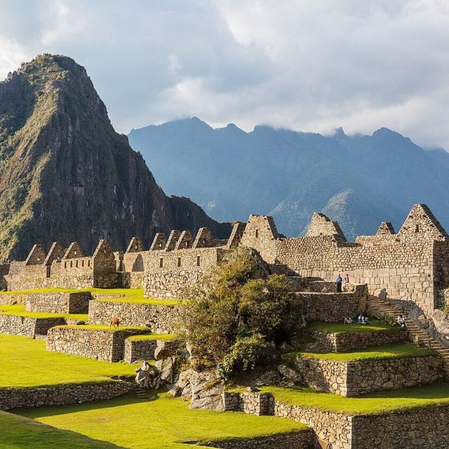 Cusco: Machu Picchu Tour 1 Day and Huayna Picchu Mountain - Hiking Huayna Picchu