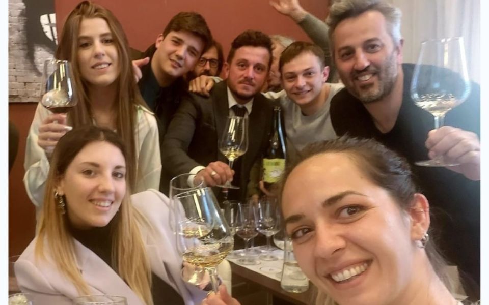 Degustibuss Experience: Wine Tasting Dressed in Pink in Rome - Frequently Asked Questions