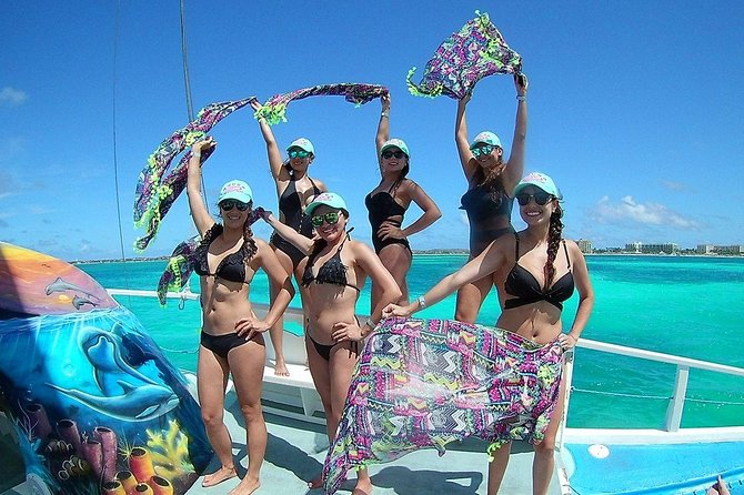 Dolphin Catamaran Snorkel and Sail With Open Bar - Getting to the Meeting Point