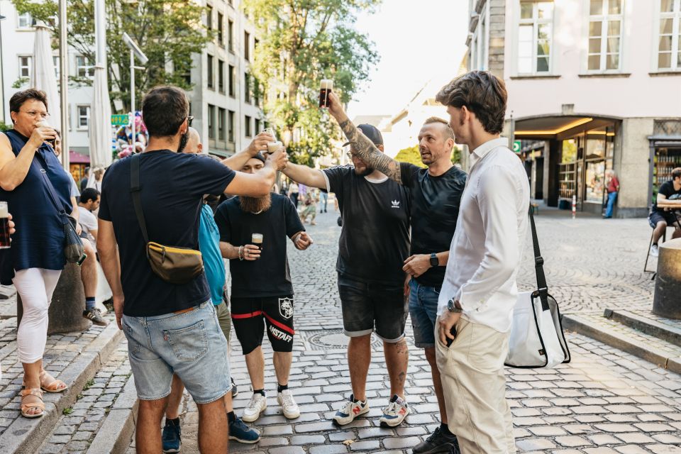Düsseldorf: Altbier-Safari Beer Walking Tour - Additional Information