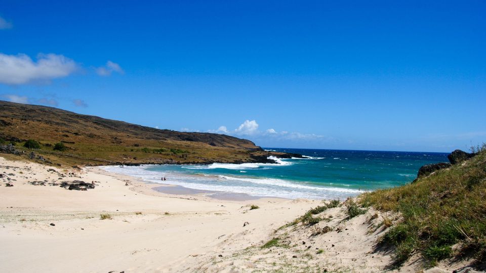 Easter Island: Private Full Day History Of The Moai - Additional Tips for Visitors