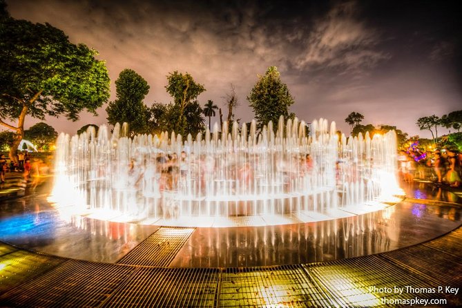 Fantastic Lima: City Tour + Magic Water Show + Local Dinner - Dining on Local Cuisine