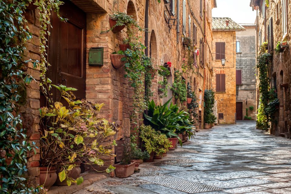 Florence: Monteriggioni and Val D'orcia Medieval Experience - Pienza