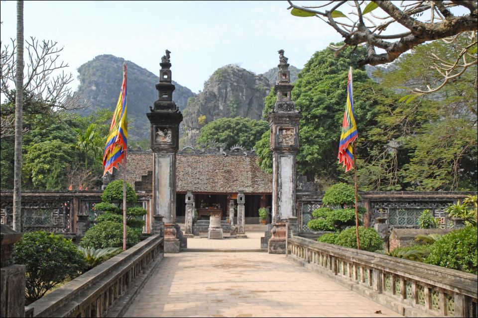 From Hanoi: Ninh Binh & Cuc Phuong National Park 2-Day Tour - Local Cuisine Experience