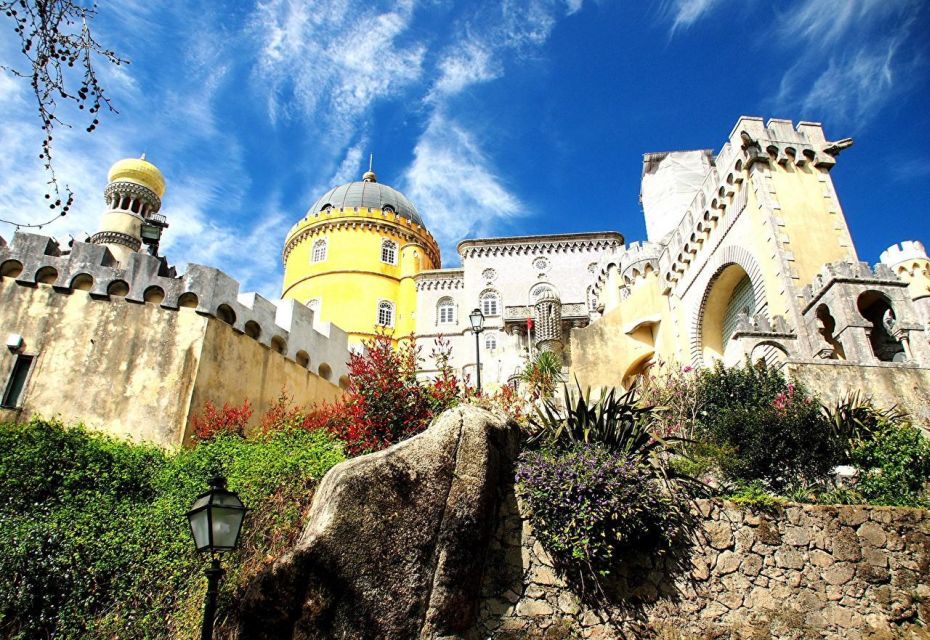 From Lisbon: Sintra, Cabo Da Roca, & Cascais, Private Tour - Strolling Through Cascais