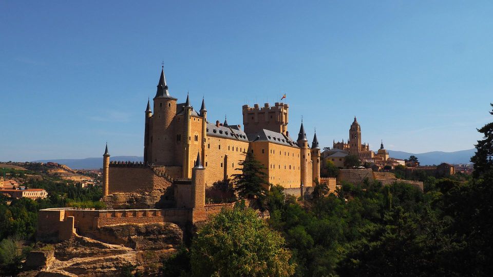 From Madrid: Segovia Highlights Private Half-Day Tour - Discover the Enchanted Alcazar