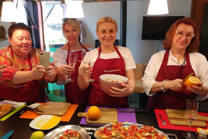 From Market to Table Cooking Lesson With a Local in Sicily - Getting to the Cooking Lesson