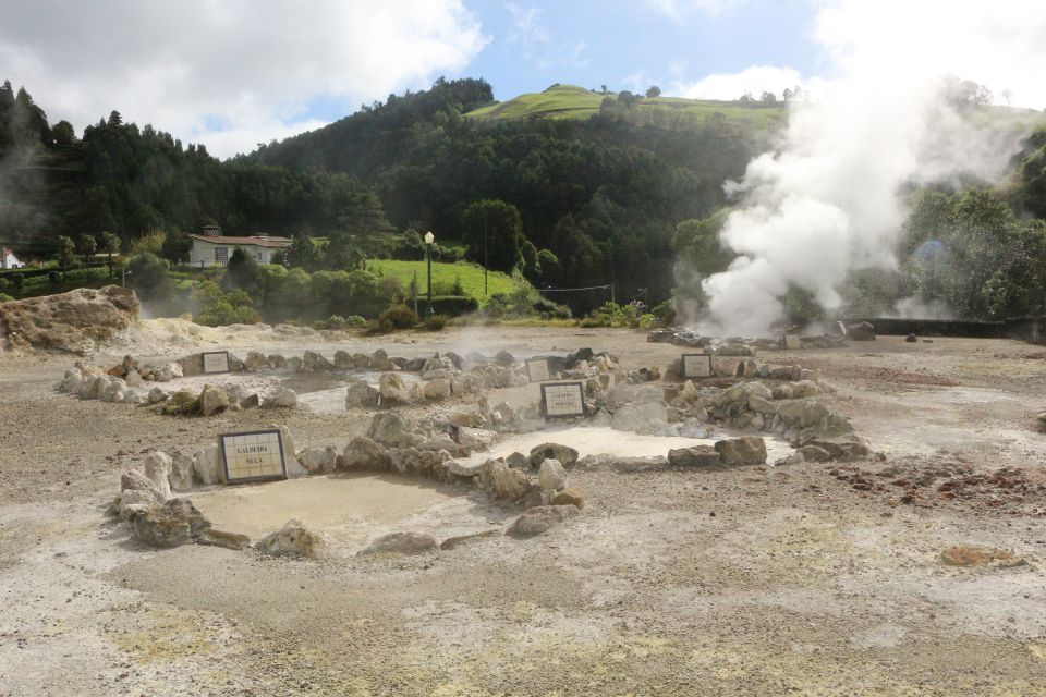 From Ponta Delgada: Furnas Guided Day Trip & 4x4 Adventure - Witness Contrasting Waters