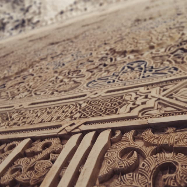 From Seville: Alhambra & Albaicín Private Tour - Customer Ratings