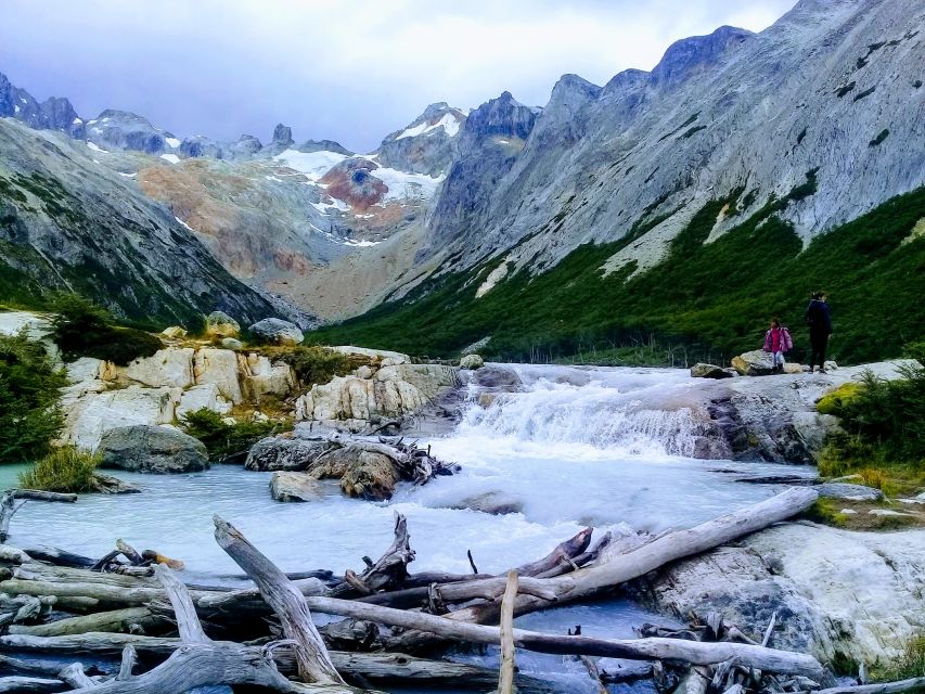 From Ushuaia: Emerald Lagoon Trekking Day Trip With Lunch - Booking and Cancellation Policy