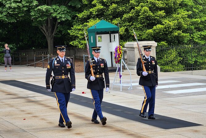 Full-Day Tour in Washington DC - Nearby Attractions