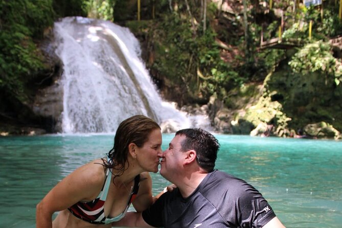 Full-Day Tour of Blue Hole and Dunns River Falls With Pick up - Experience Highlights