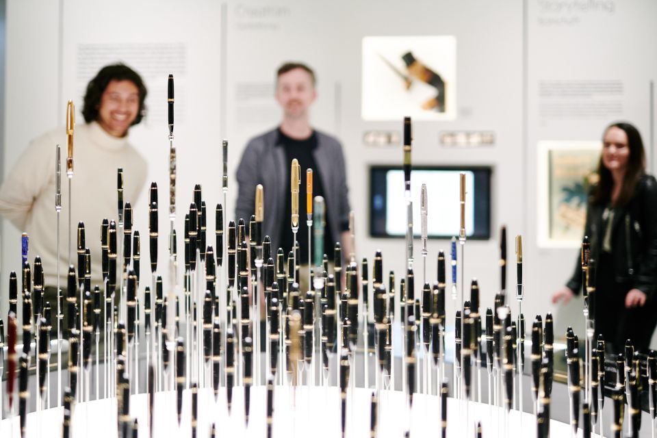 Hamburg: Creative Writing Classes at MONTBLANC HAUS - Small Group Size