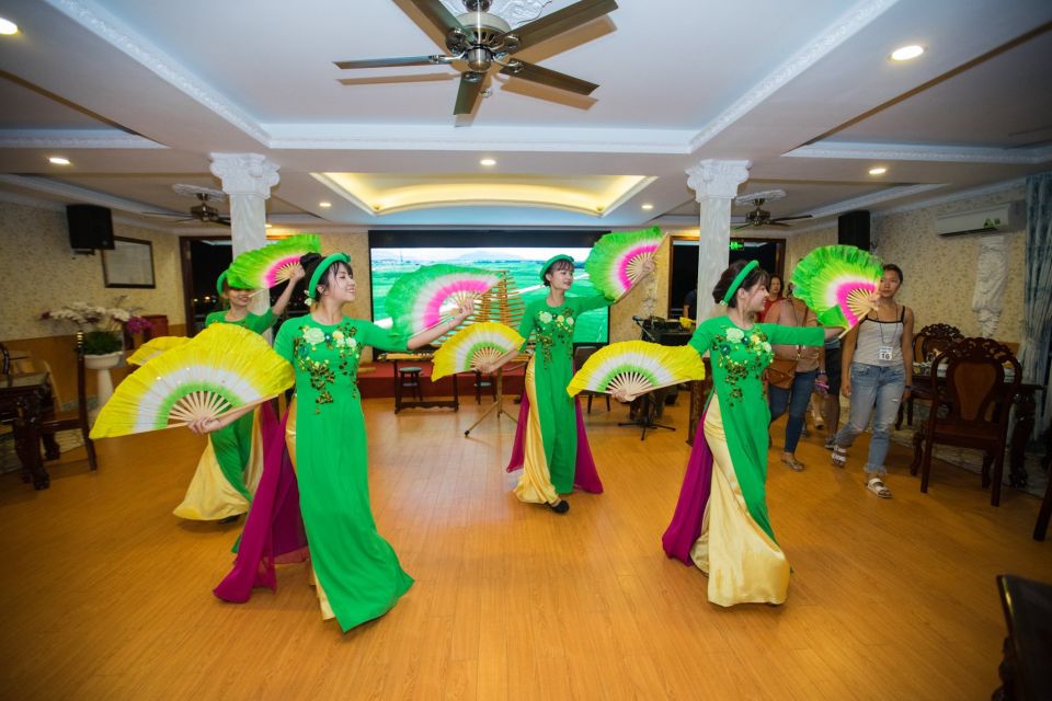 Hcm: Saigon River Dinner Cruise With Private Table - Tips for Enjoying the Cruise