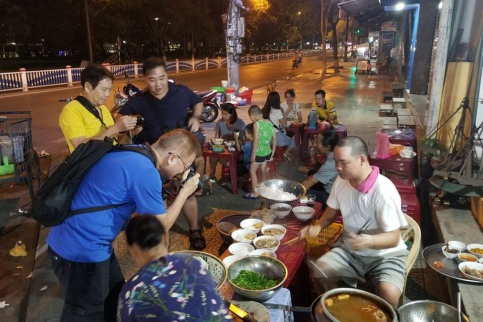 Hue: Night Street Food Tour by Cyclo With a Local Guide - Tips for an Enjoyable Experience