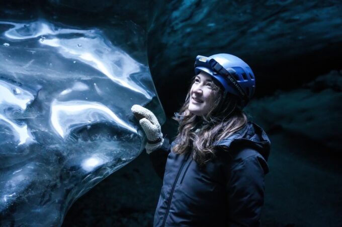 Iceland: Private Ice Cave Captured With Professional Photos - Customer Reviews and Feedback