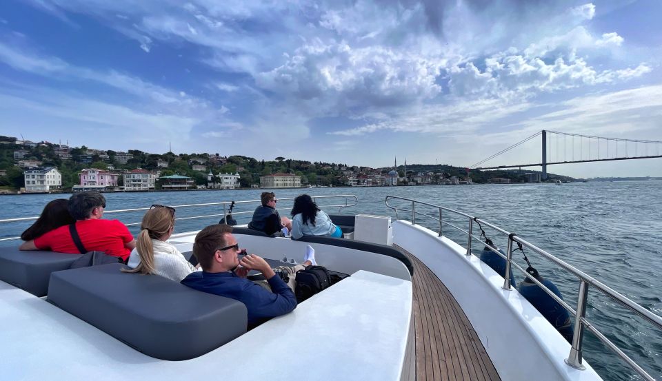 Istanbul: Bosphorus Cruise With Stopover on the Asian Side - Tips for Travelers