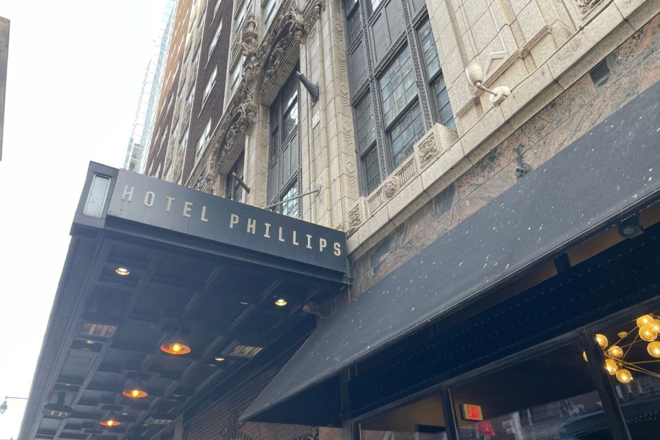 Kansas City Self-Guided Walking Audio Tour - Uncovering Industrial and Wartime History