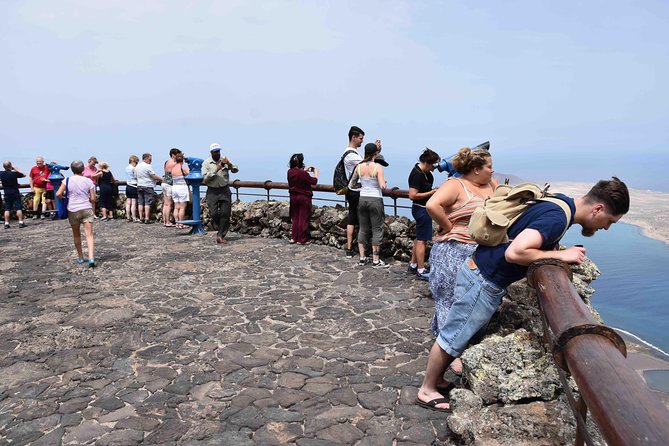 Lanzarote Cesar Manrique With Green Caves or Jameos Del Agua Entrance - Contact Information