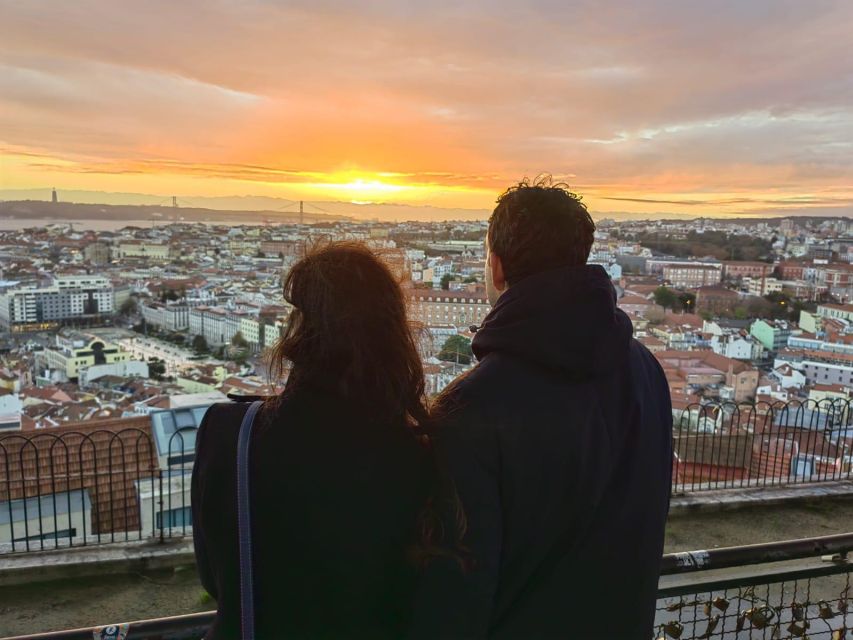 Lisbon: Couple Tour by Private Tuk-Tuk - Beautiful Couple Photos