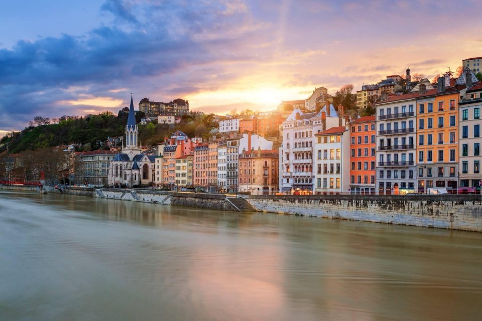 Lyon: Photoshoot Experience - Booking and Cancellation Policy