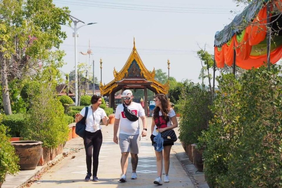 Maeklong,Damnoen Saduak&Amphawa Floating Market Private Tour - Getting to the Markets