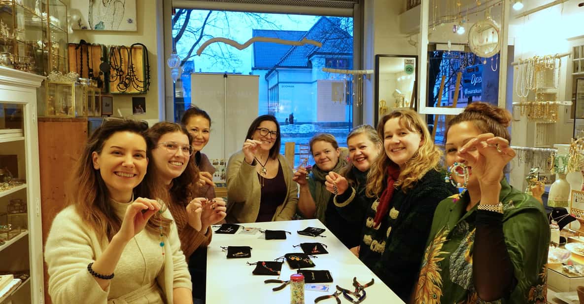 Maral Kunst : Jewelry Bar Experience (Jewelry Making) - Personalized Guidance