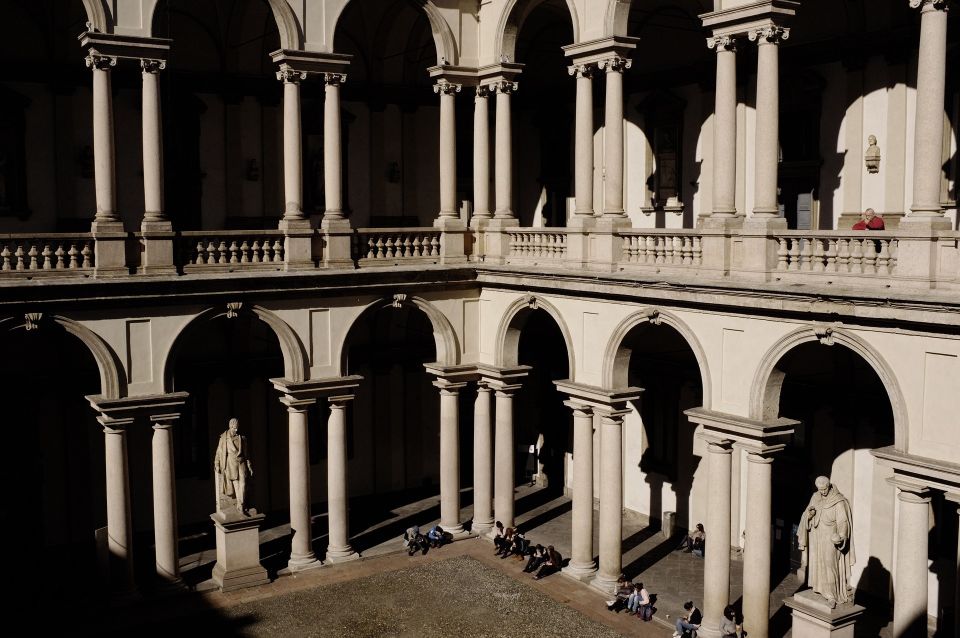 Milan: Pinacoteca Art Gallery and Brera District Guided Tour - Private Group Options