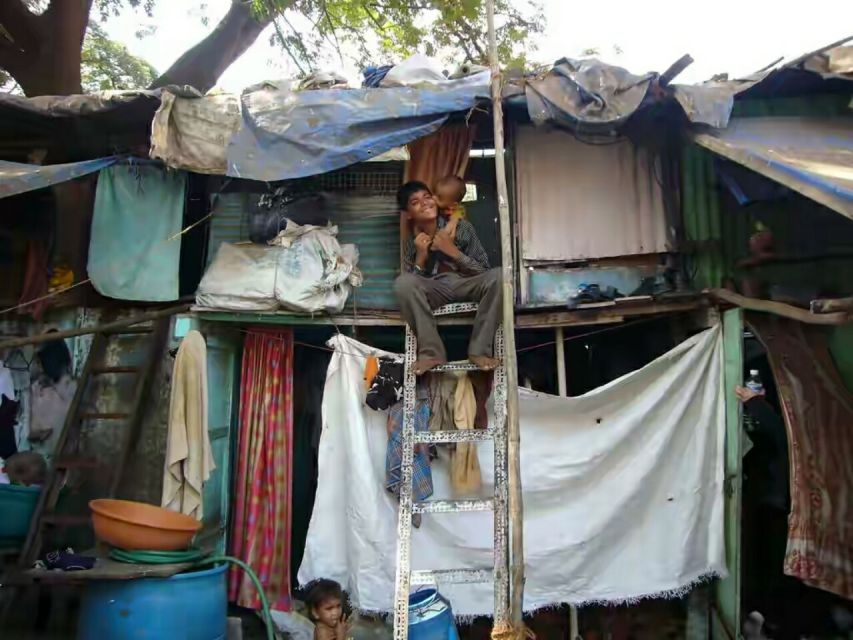 Mumbai: Dharavi Slum Slumdog Millionaire Tour With a Local - Tips for Your Visit