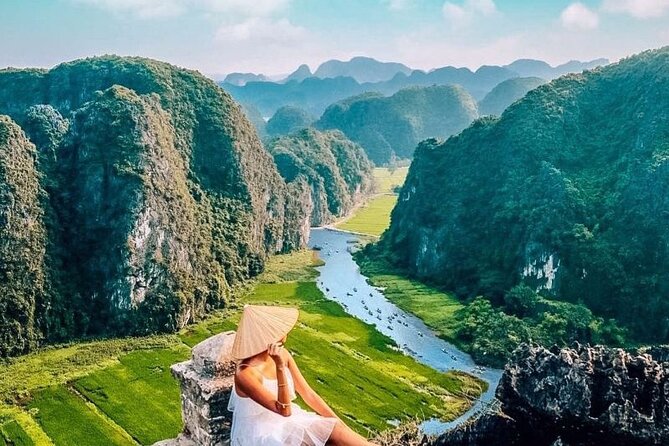 Ninh Binh Full Day - Hoa Lu Temple & Biking, Tam Coc Boat Trip, Dragon Mountain - Climbing Dragon Mountain