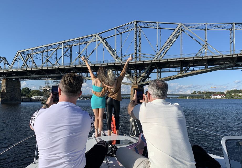 Ottawa: Yacht Cruises on Ottawa River - Wed, Thu, or Fri - Transport Canada Certified Captains and First Mates