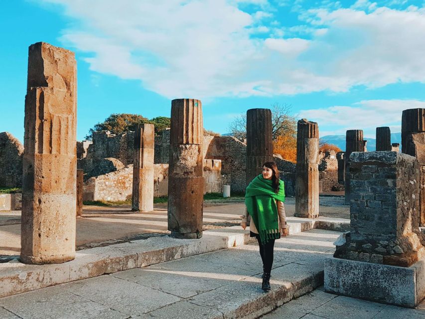 Pompeii Revealed: Unmissable Tour! - Tour Logistics and Accessibility