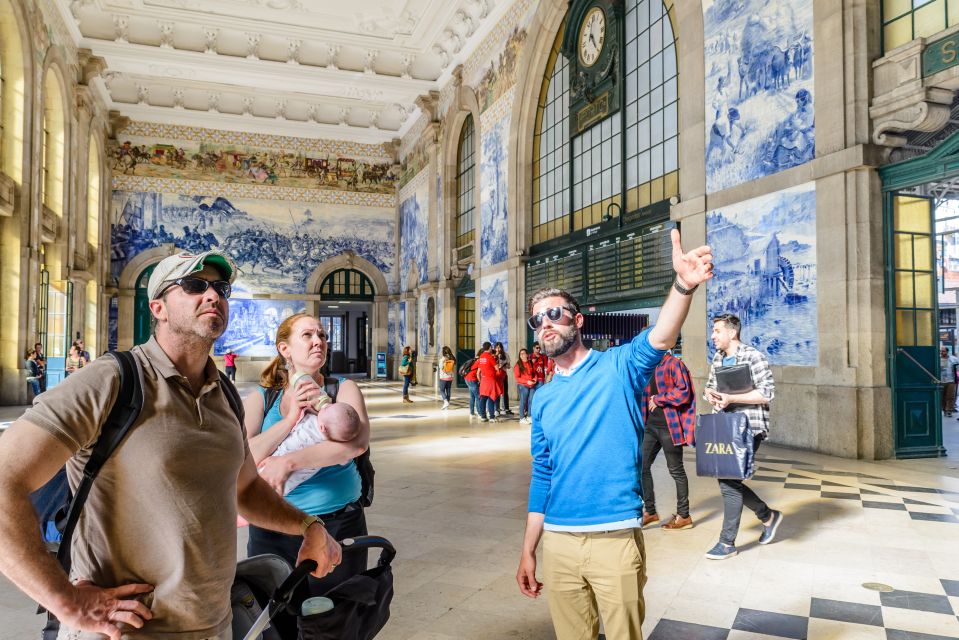 Porto: Delicious Food and Wine Walking Tour - Weather Conditions