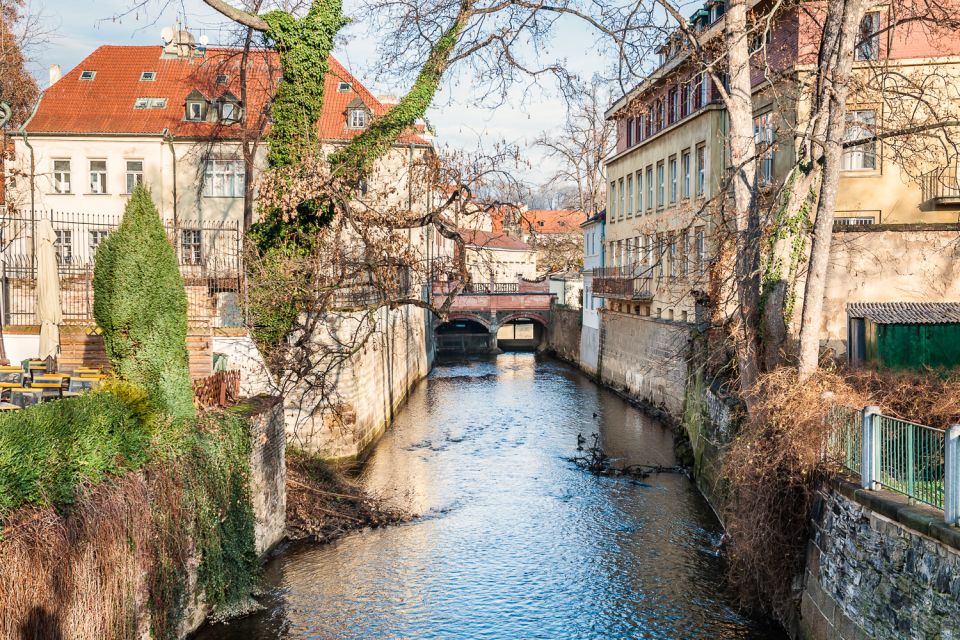 Prague: 4-Hour Segway and Scooter Tour With Lunch and Drinks - Lunch at Beer Garden With Views