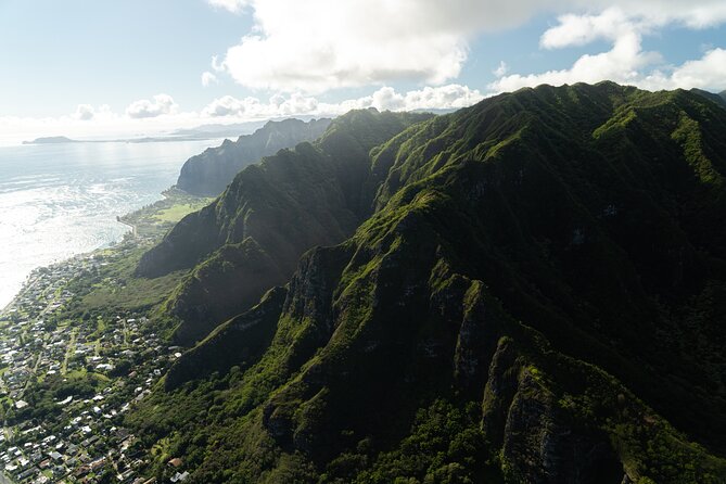 Private 60 Minutes Helicopter Tour in Honolulu - Tips for Travelers