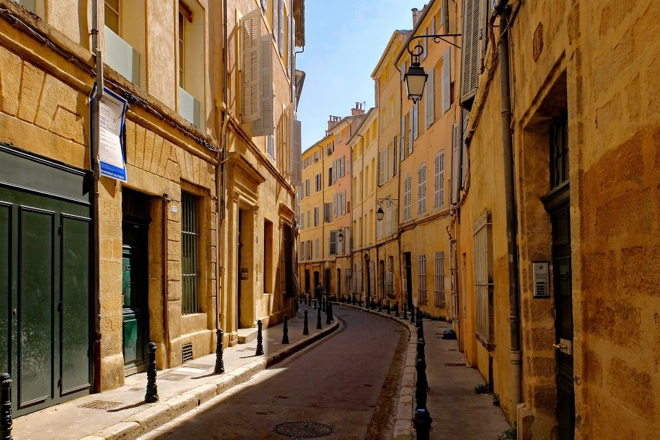 Private Guided Walking Tour of Aix En Provence and Marseille - Booking and Cancellation Policy