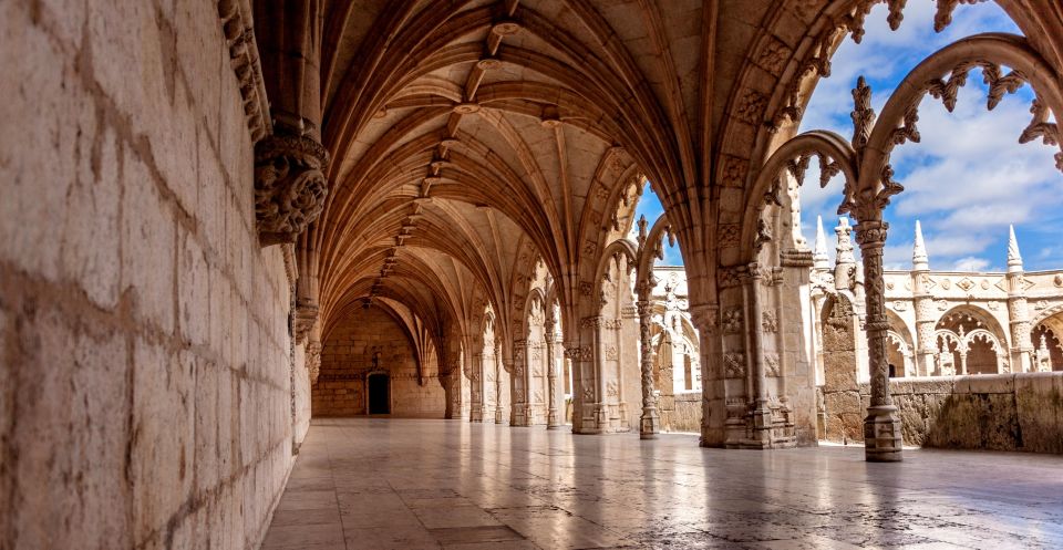 Private Tour (3-H): Belém, Cristo Rei & Lisbon Sightseeing - Sightseeing in Lisbon