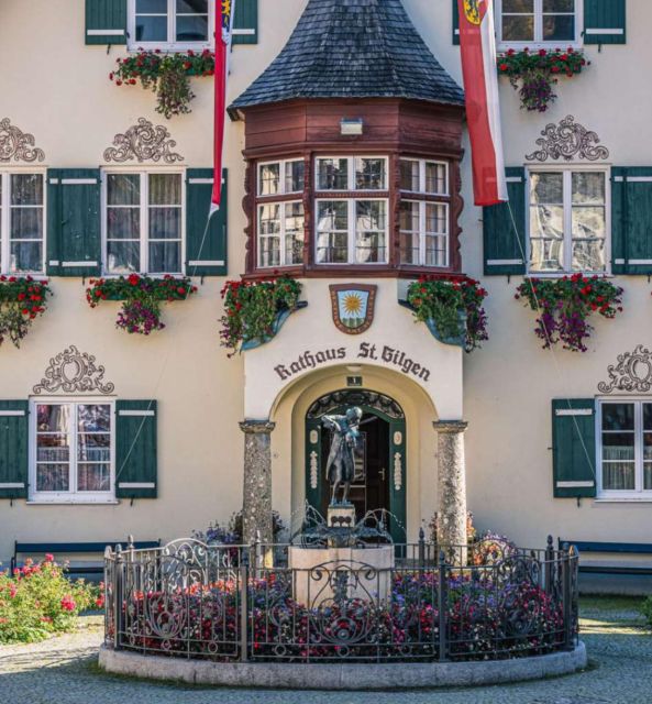 Private Transfer From Salzburg to Hallstatt With 1 Free Stop - Language Options Available