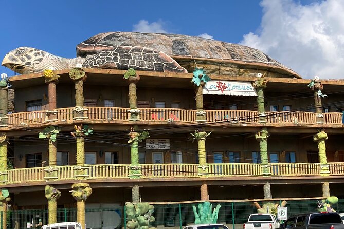 Roatan Excursion: City Tour / Plus Sloths and Monkey Hang Out - Exploring Roatan Beyond the Tour