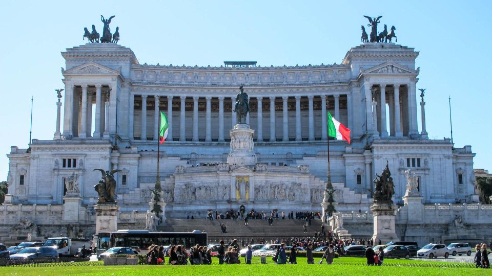 Rome: City Highlights Walking Tour With Local Guide - Tips for Participants