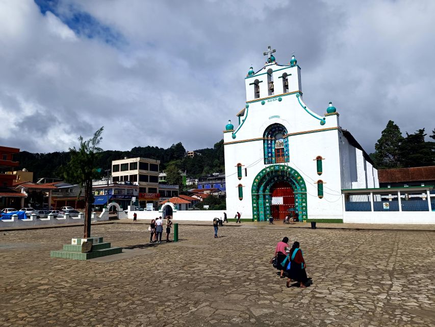 San Juan Chamula & Zinacantan Indigenous Villages Tour - Local Customs and Beliefs